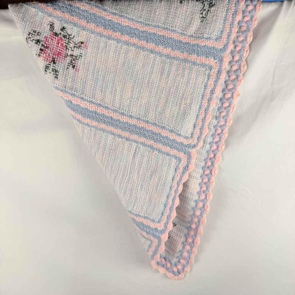 Vintage Handmade Crocheted Baby Blanket White Pink Blue Roses 32x28 Cottagecore - Picture 6 of 6